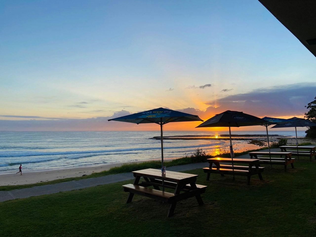 Early morning kiosk