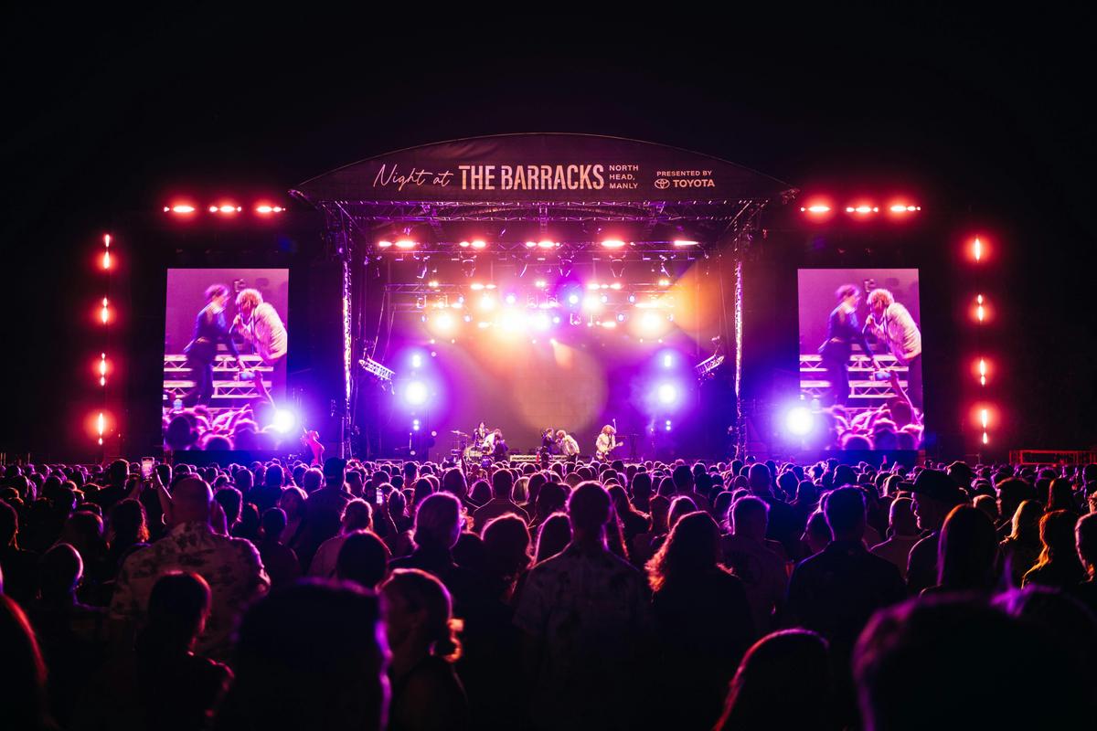 The Cruel Sea & Magic Dirt - Night at The Barracks