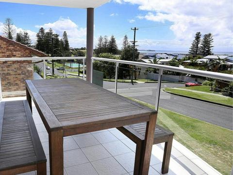 Banksia Court 4