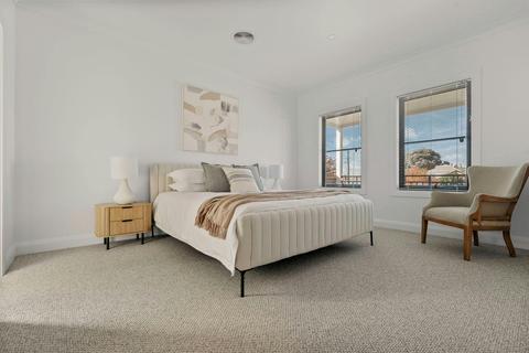 Stylish Bathurst Apartment