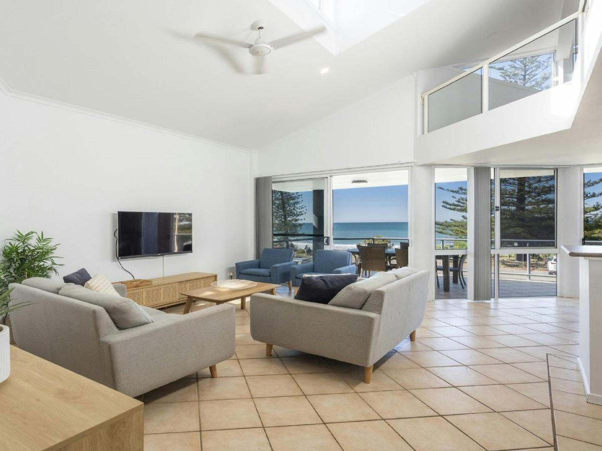 Lounge Room
