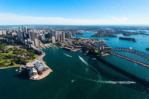 Sydney Harbour, Coast, and Iconic Blue Mountains Scenic Adventure