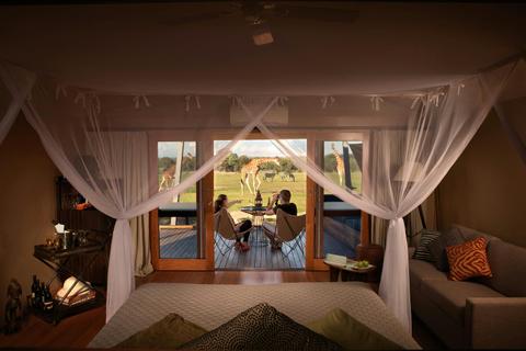 Dubbo NSW, Taronga Western Plains Zoofari, Two-Day premier overnight experience.