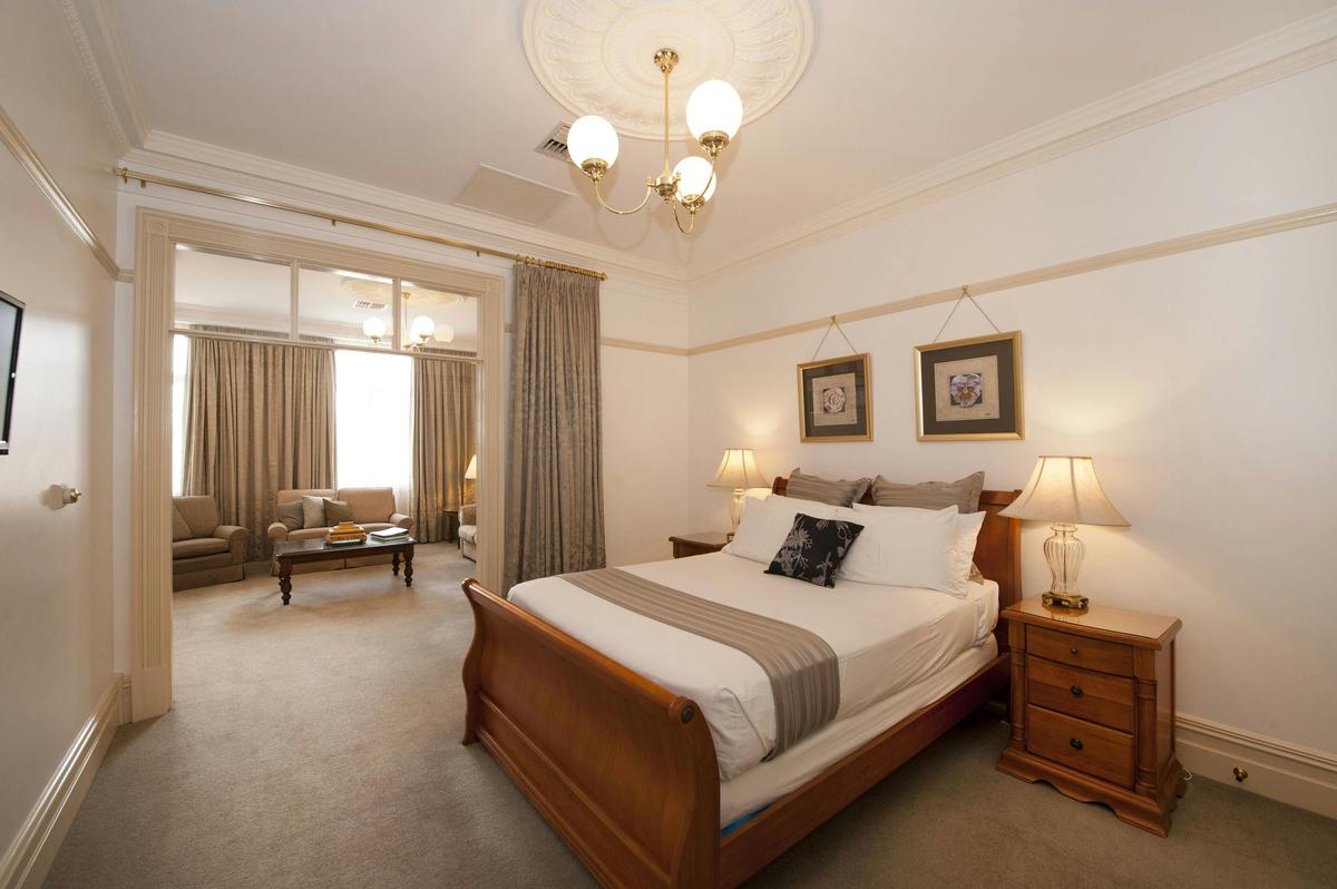 The Cobb & Co Court Boutique Hotel