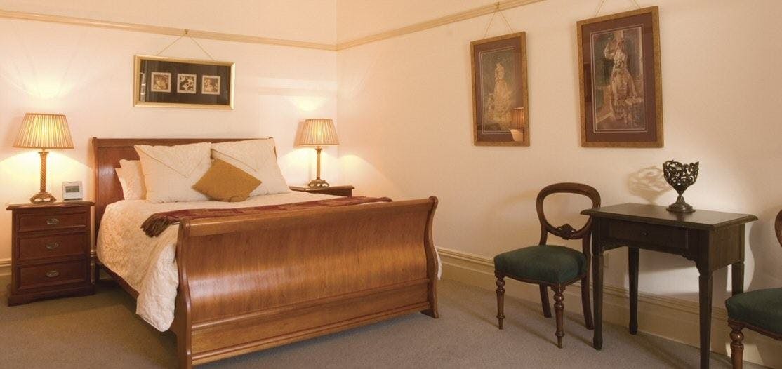 Queen Room