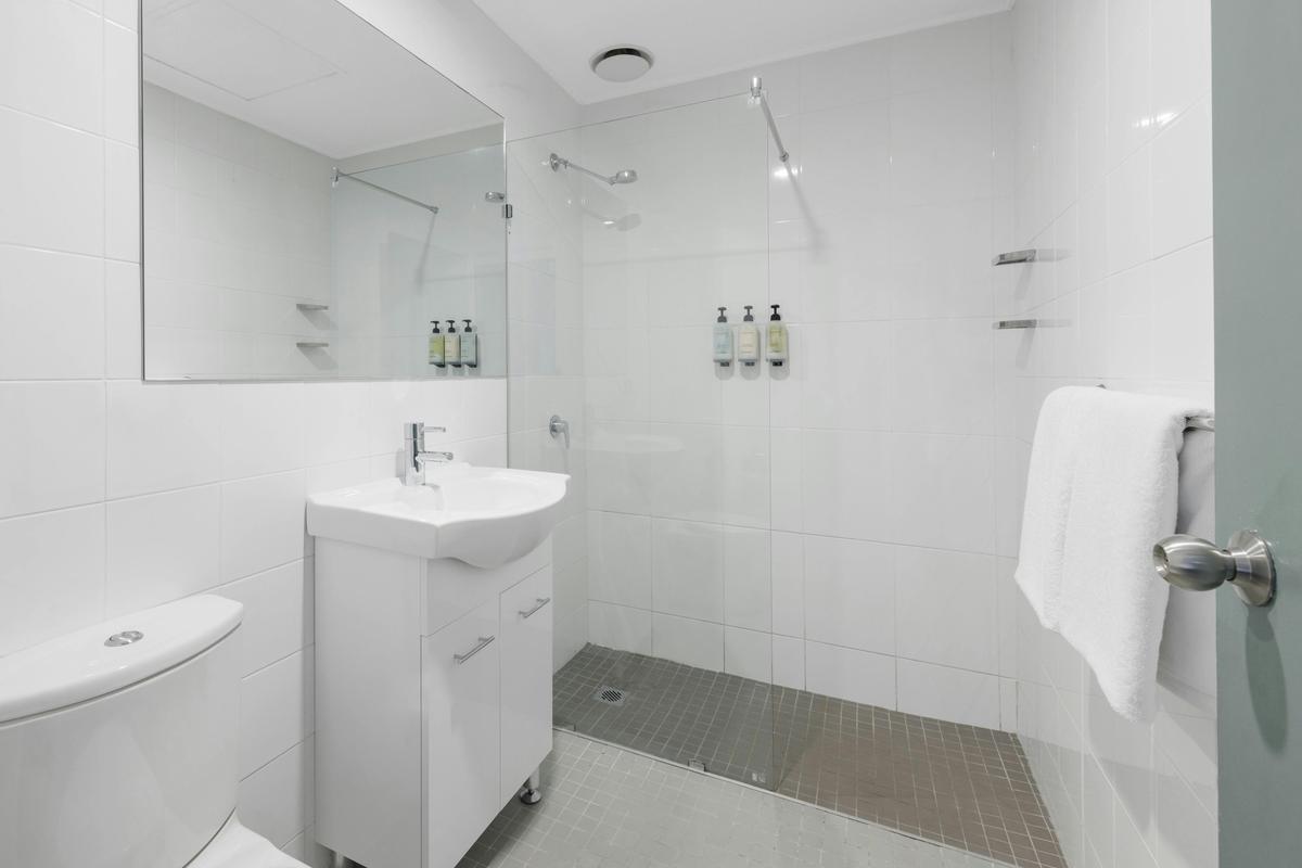Private Ensuite Bathroom
