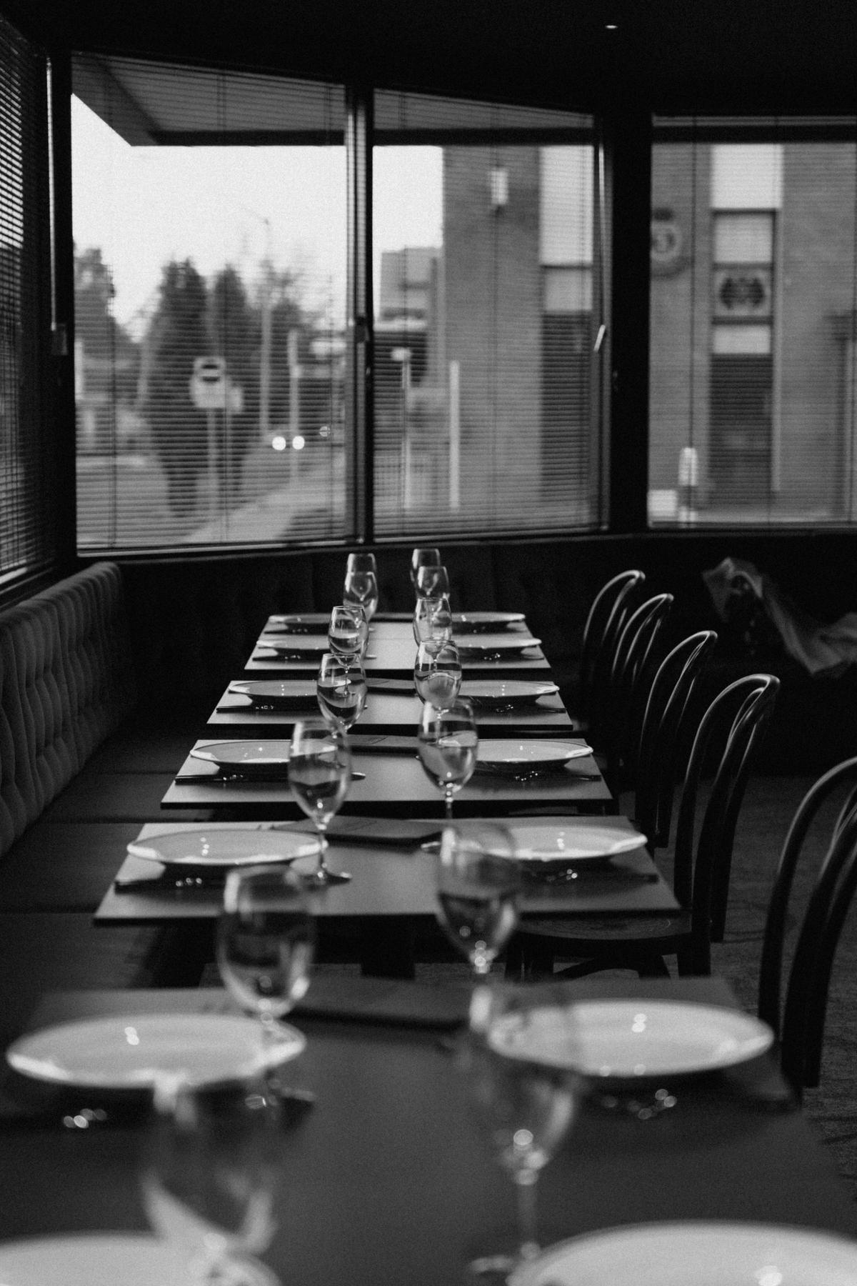 Montys Restaurant and Bar
