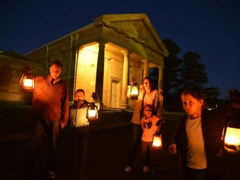 Guided Tours For Groups & Schools