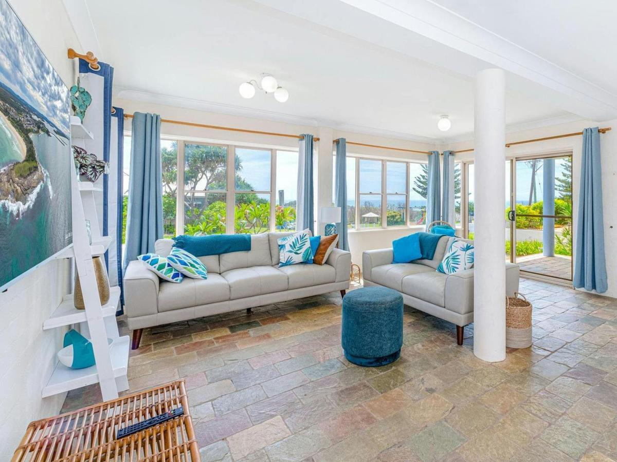 Lounge Room