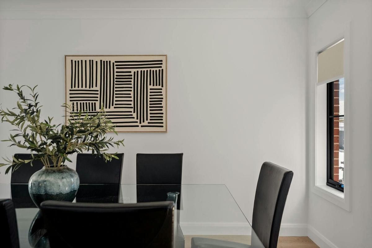 Dining room at Stylish Central Bathurst Family Stay