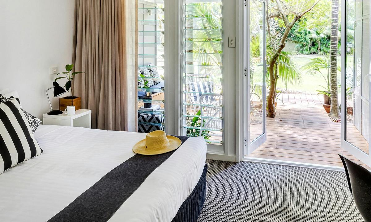 Palm Room
