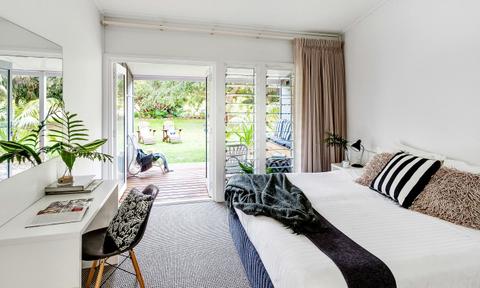 Transit Hill Room