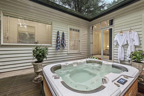 Lochiel Luxury Accommodation