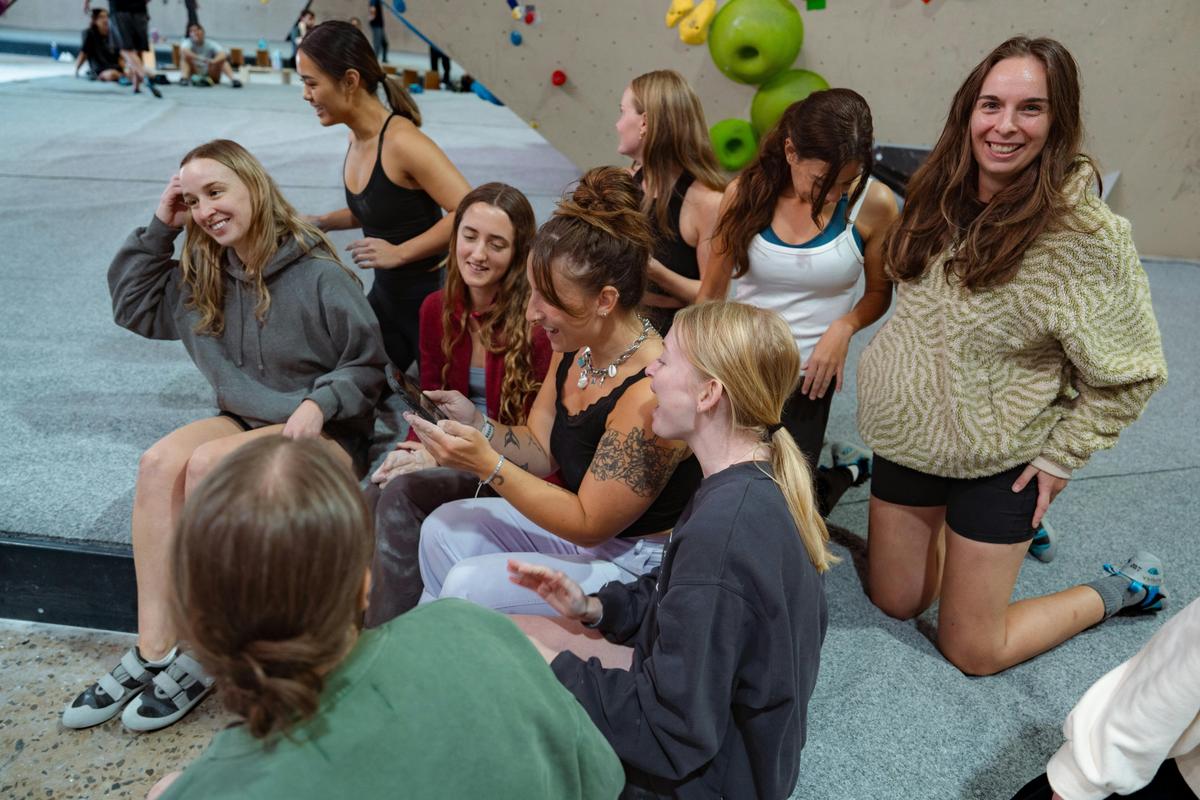 Cool Girls Club Community Climb