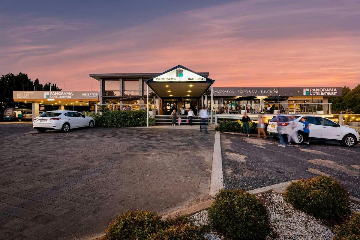 Stay at The Pano - Panorama Motel in Bathurst