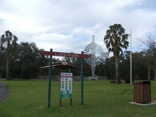 Luke Park and Jerilderie Lake