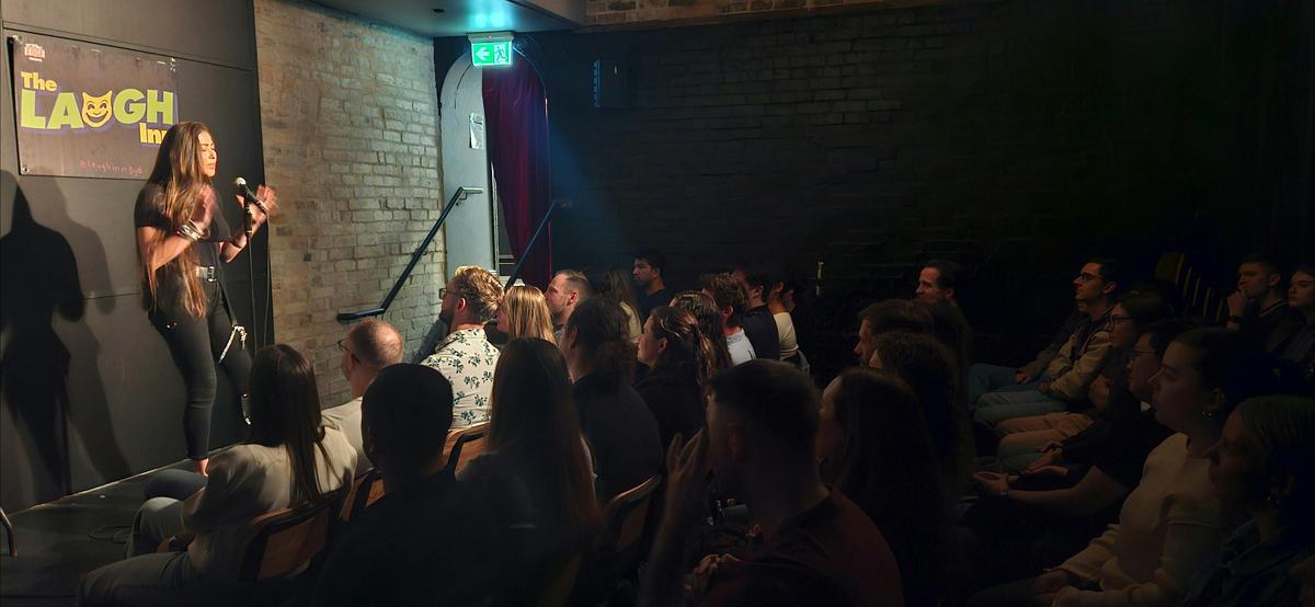 The Laugh Inn - Comedy Club