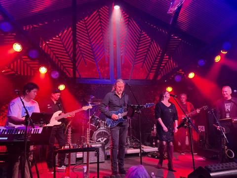 The Dark Side: A Pink Floyd Experience