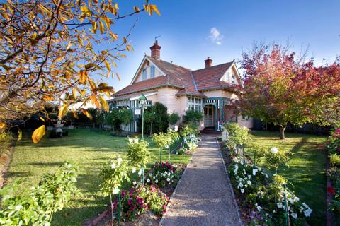 Dalfruin Bed and Breakfast
