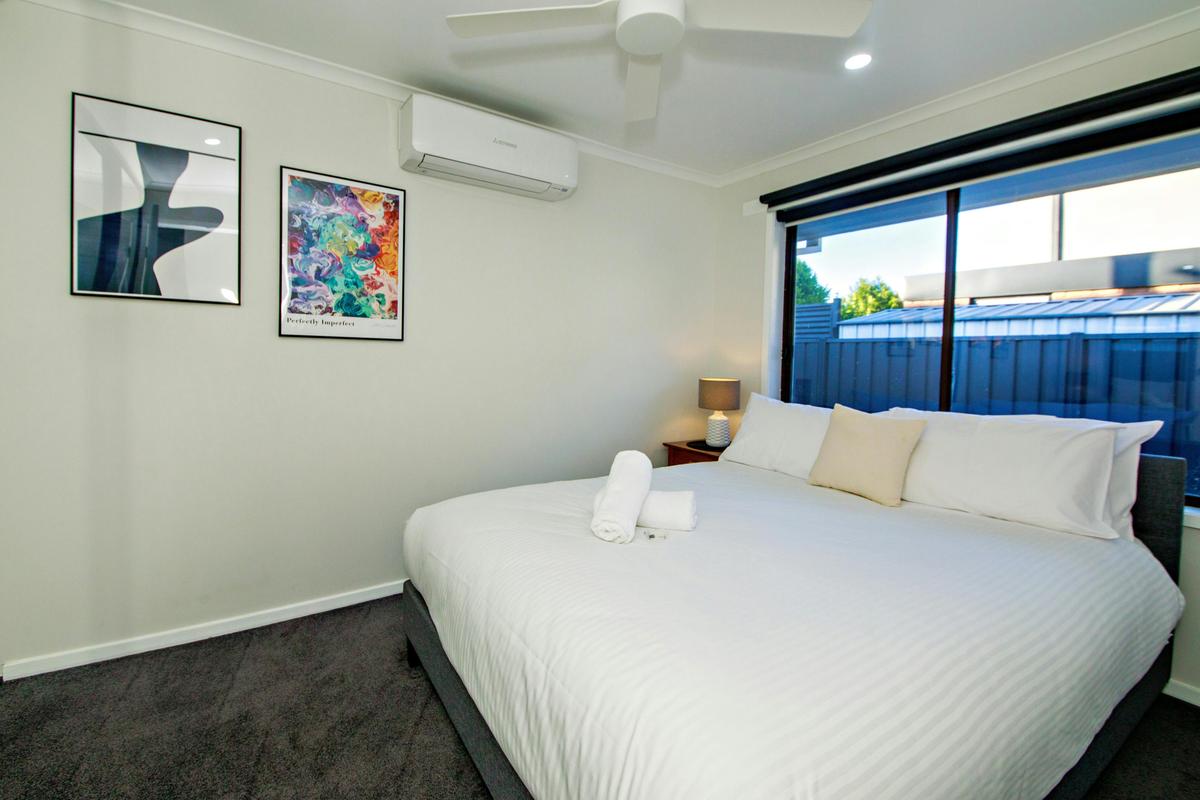 No 3 Lakeside