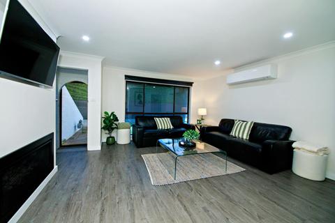 No 3 Lakeside
