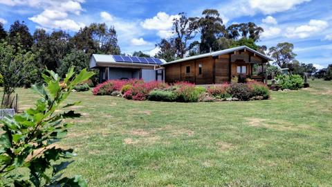 705 Beaconsfield Cottage