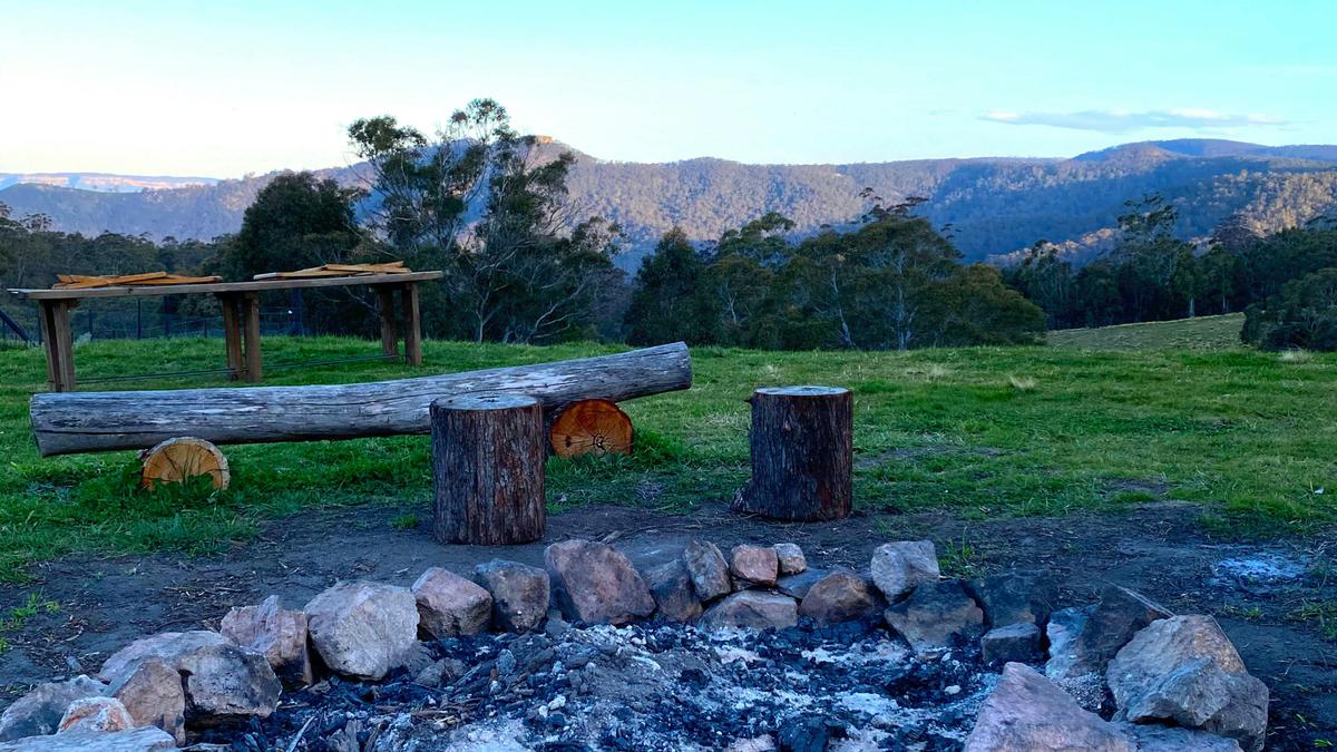 Aurora-Exclusive Blue Mountains