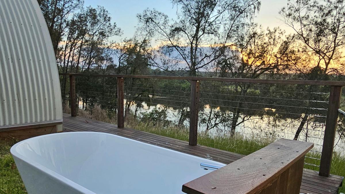 Clarence Riverview Lodge Glamping