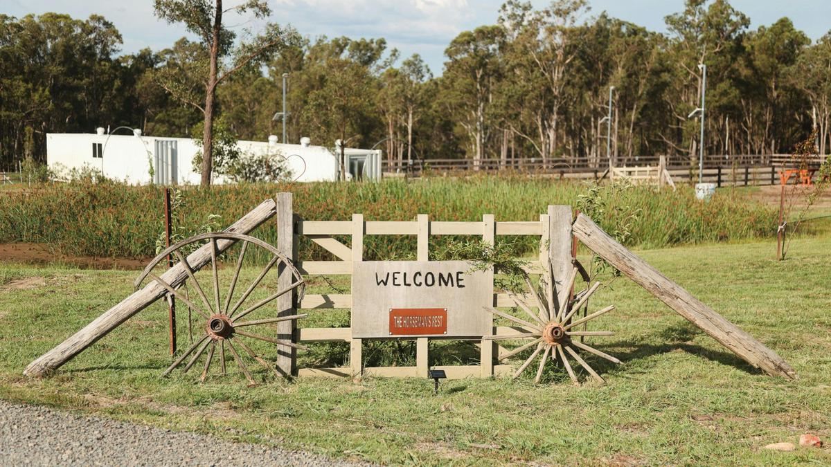Janisa | Horse and Dog Friendly Stay