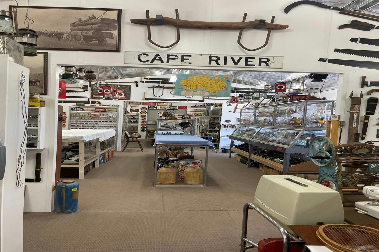 Manellae collectables provides you with an review mirror on our history