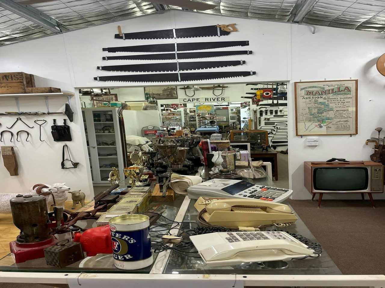 So much to discover at Manellae collectables, Manilla