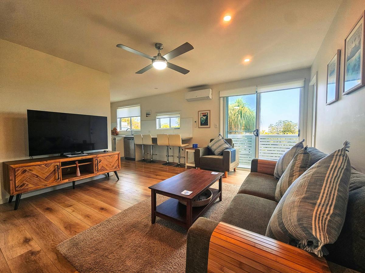 Summer Villa - Living Area