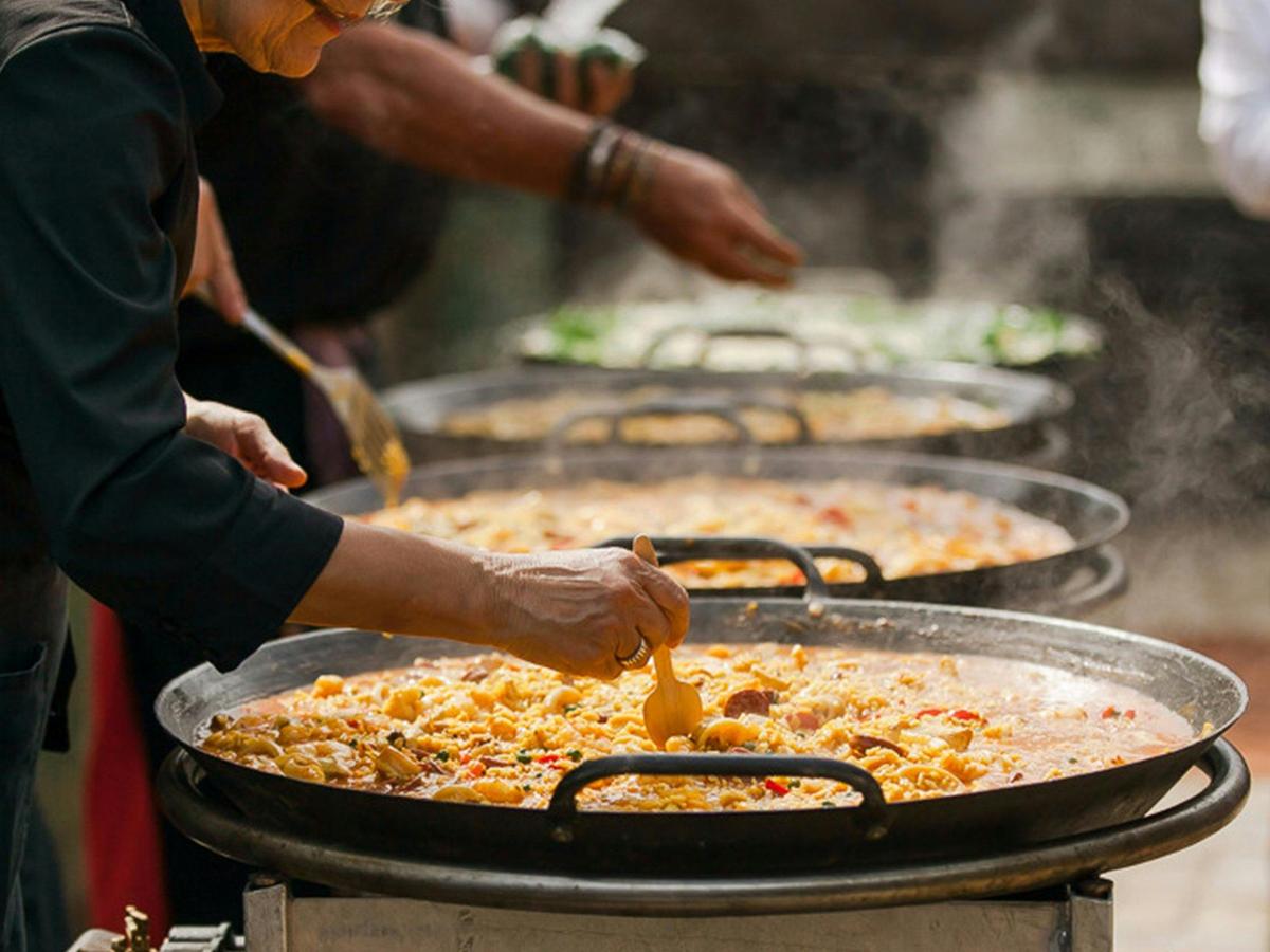 Paella, burgers, cheese platters, every Sunday.