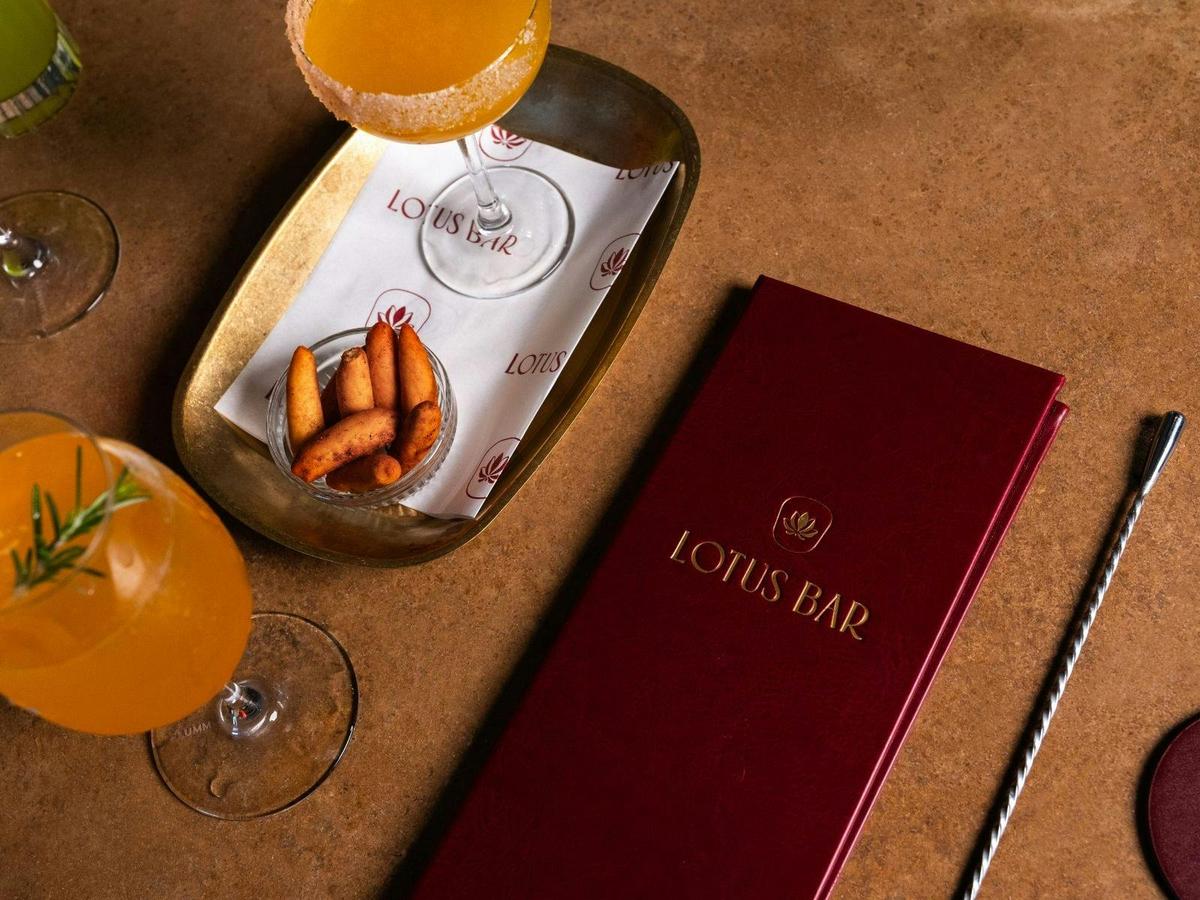 Lotus Bar