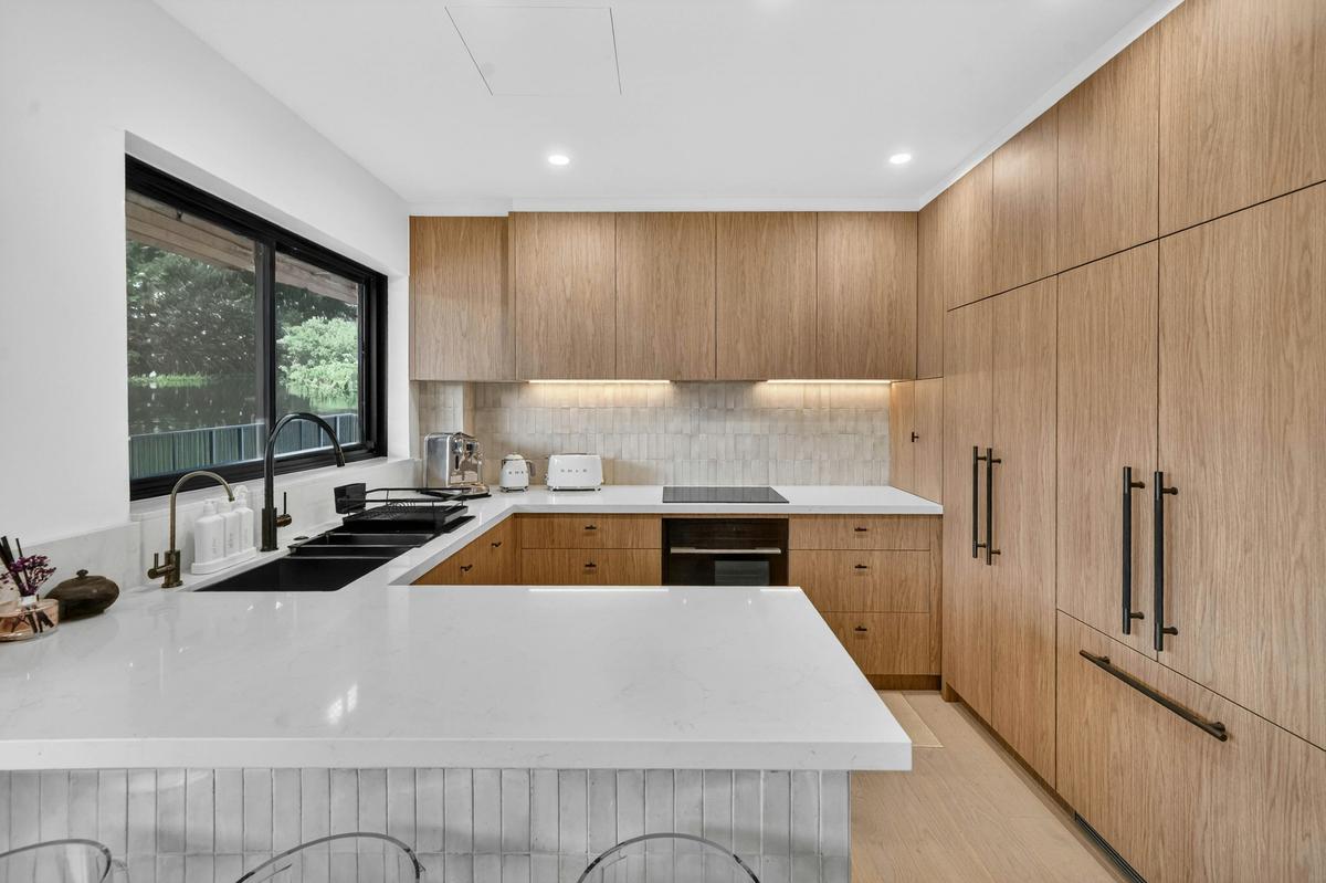 North Bondi Apartment Close to Cafés and Dining