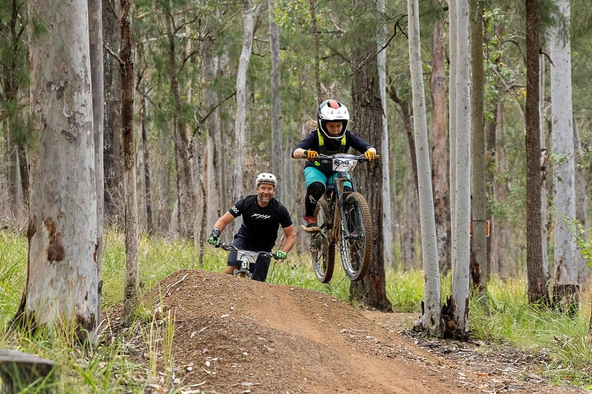 Family racing at Fox Superflow
