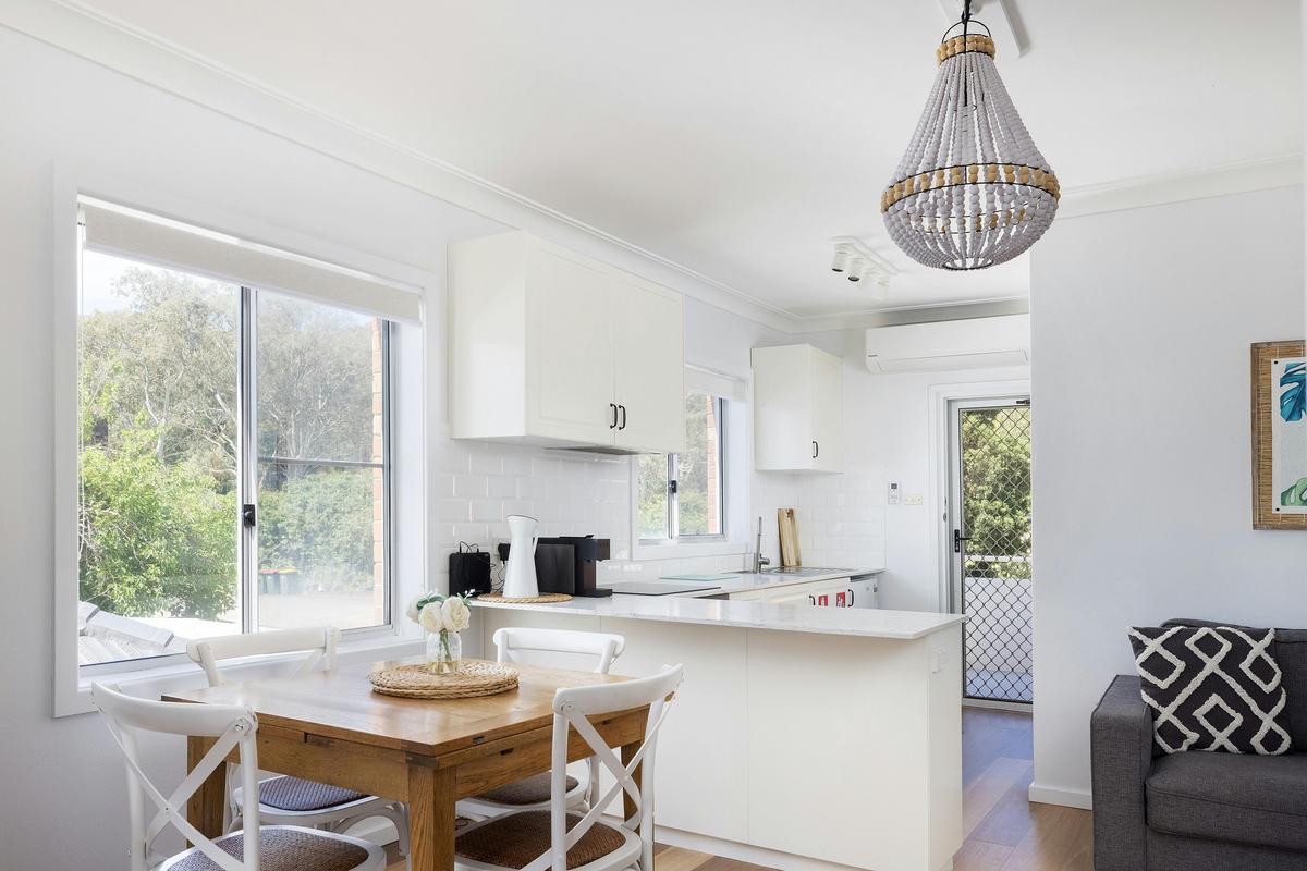 property kitchen / dining