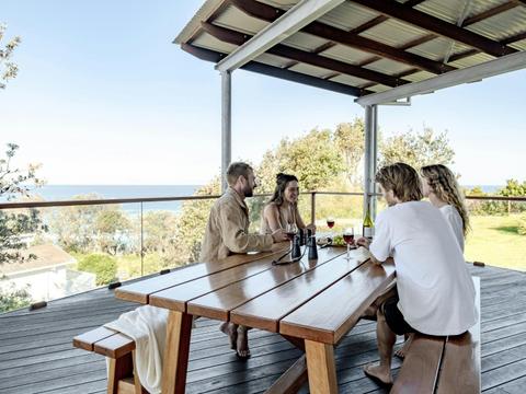 The Bermuda - Rennies Beach House
