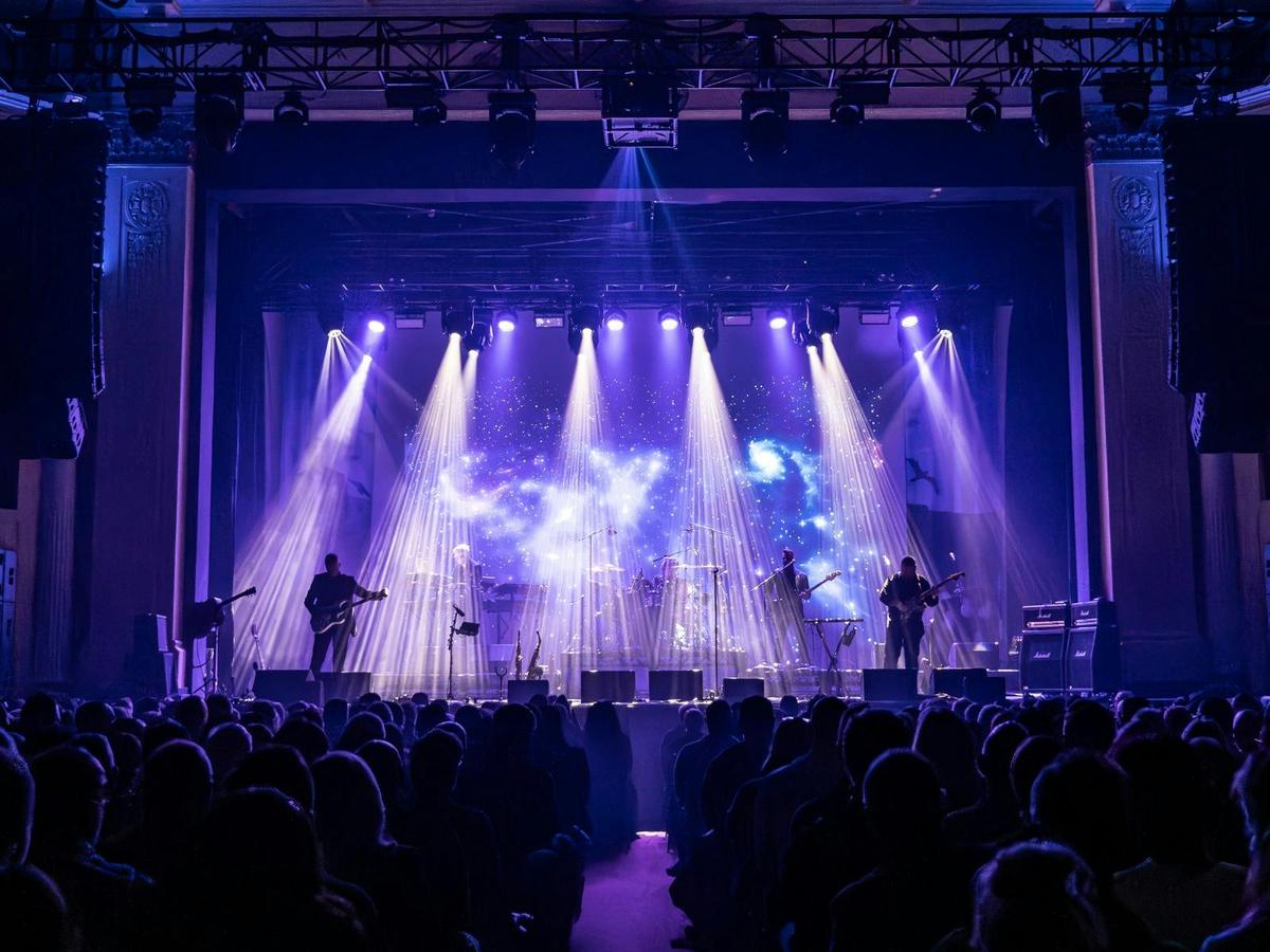 Echoes of Pink Floyd - Shine On Tour
