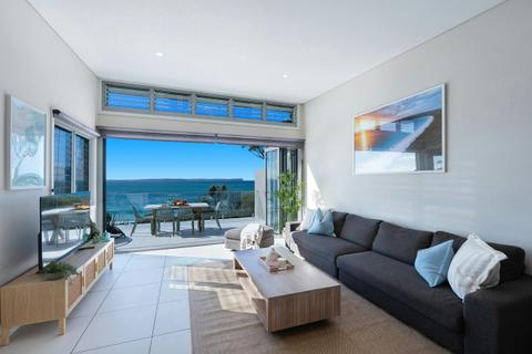 Allure Hyams Beach