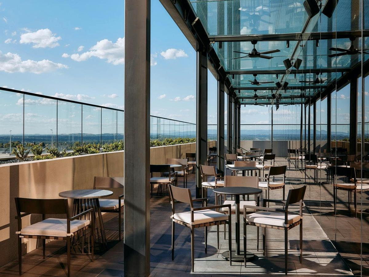 Mercure Doncaster outdoor terrace