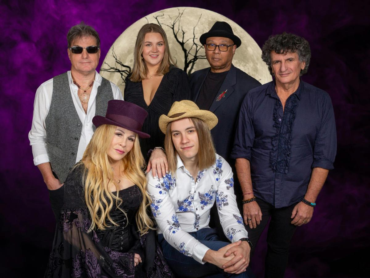 Fleetwood Max Australia's Premier Fleetwood Mac Tribute is Free to See at Mulwala Water Ski Club