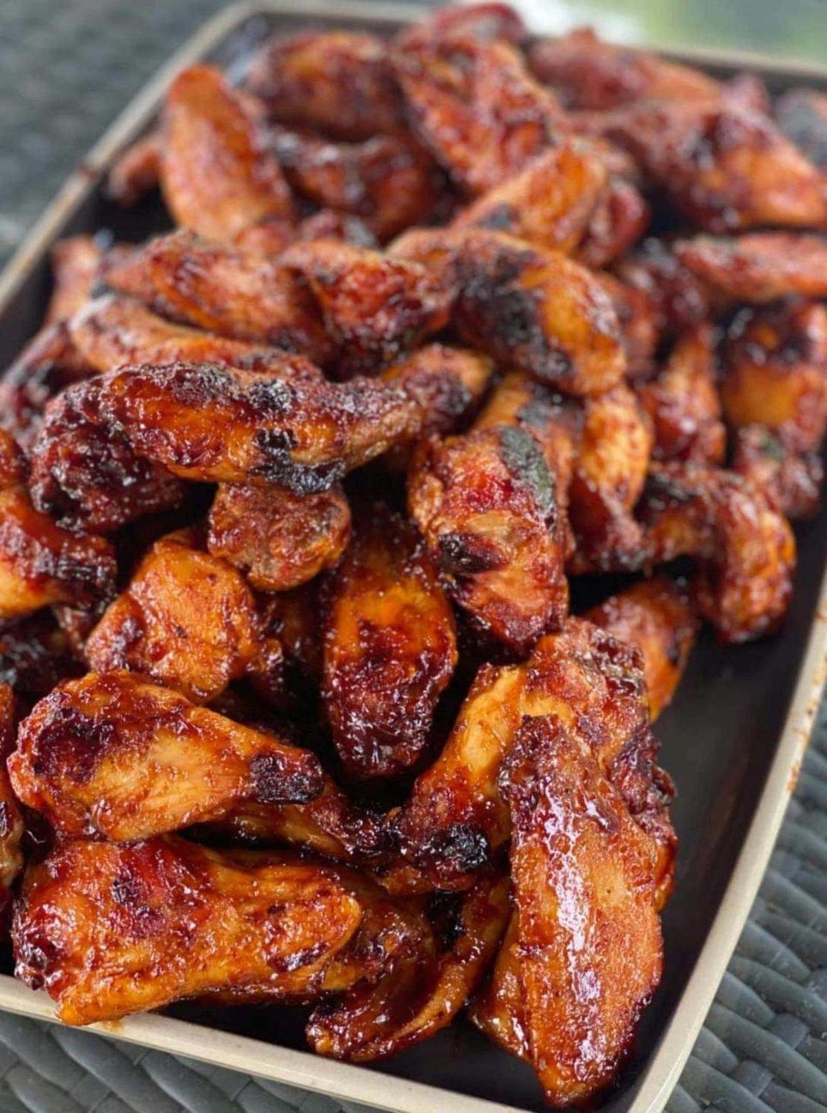 Smoked chicken wings