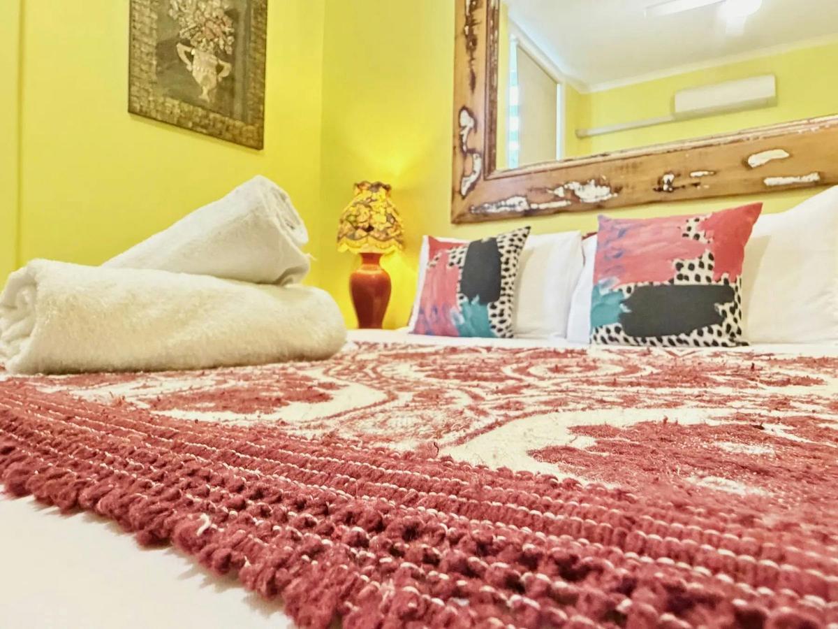 Queen Deluxe Room for couples and short breaks