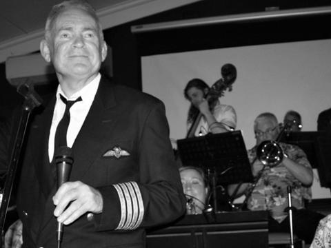 Lunchtime Concerts at the Pav: Lionel Robinson does Frank Sinatra