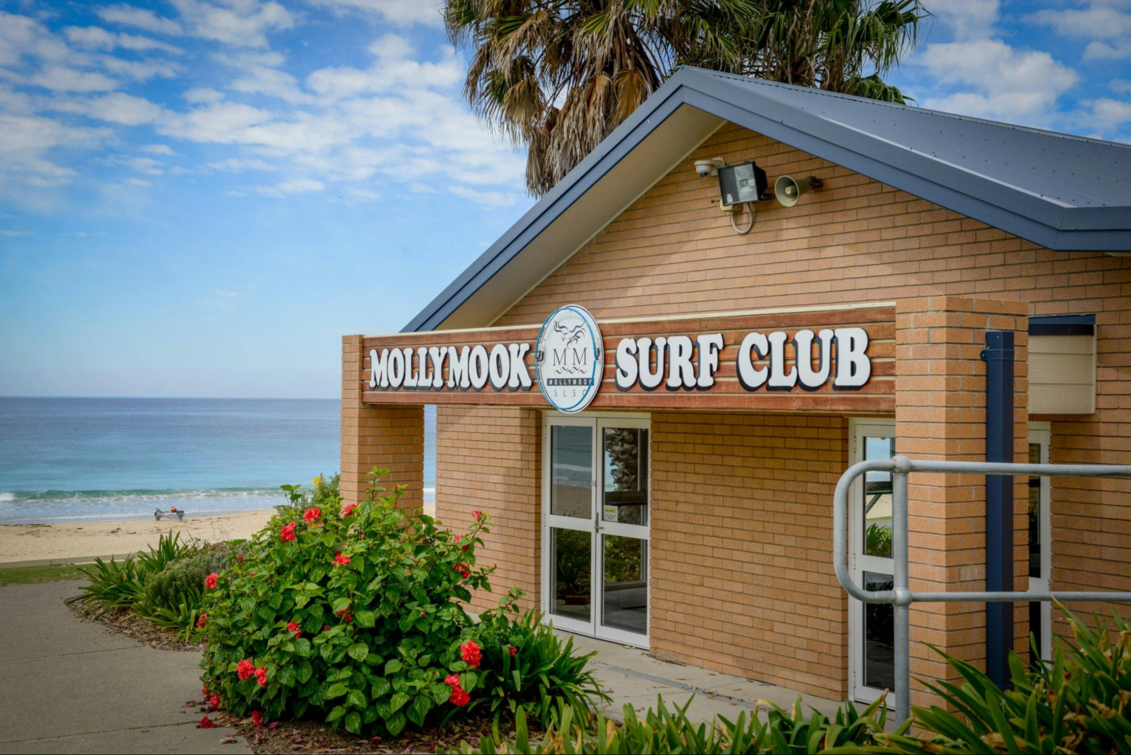 Mollymook Surf Club