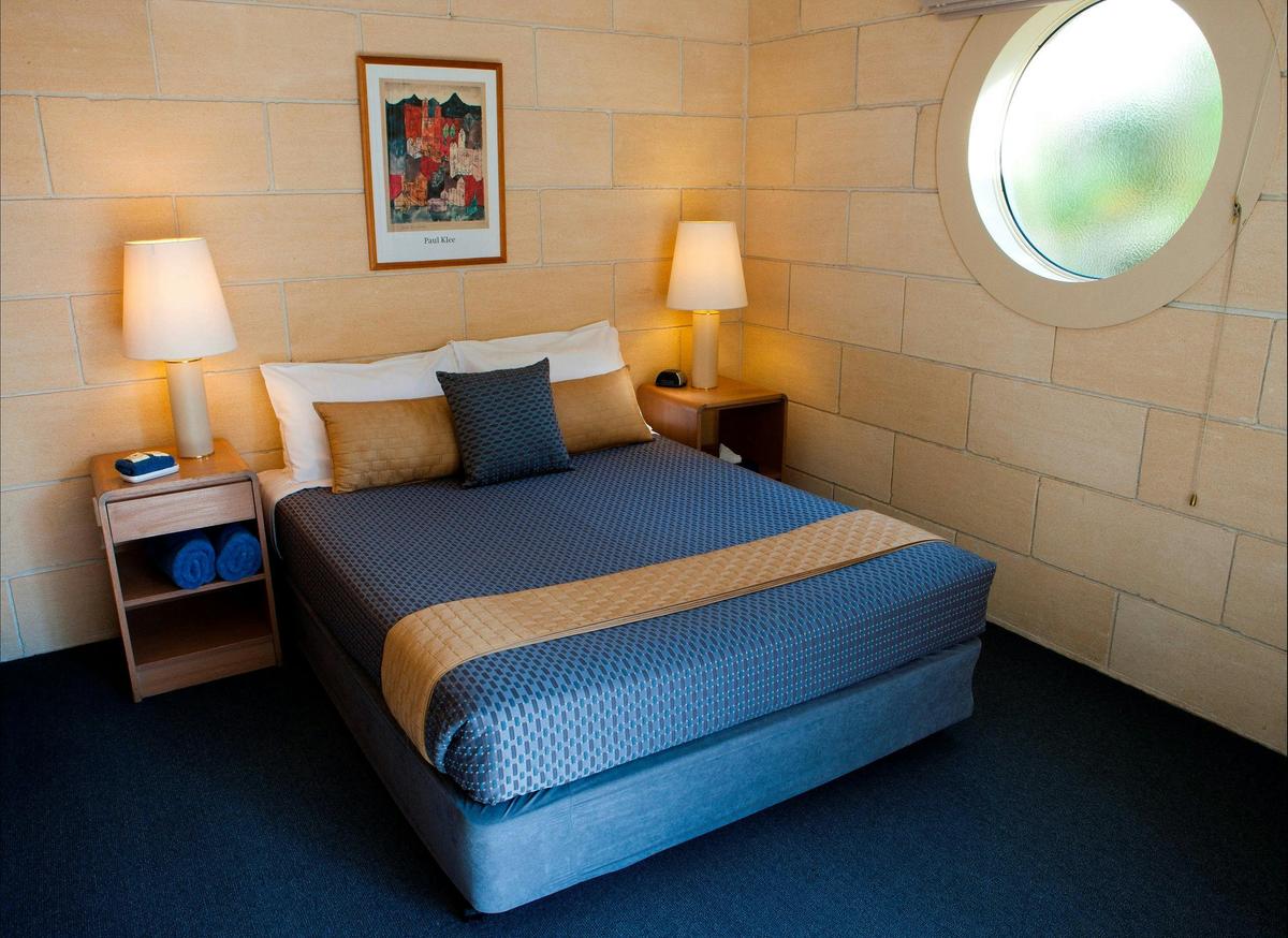 Deluxe Queen Room