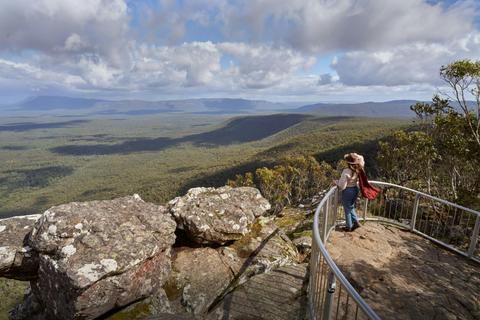 Three Days / Two Nights Melbourne to Adelaide Overland Journey Tour