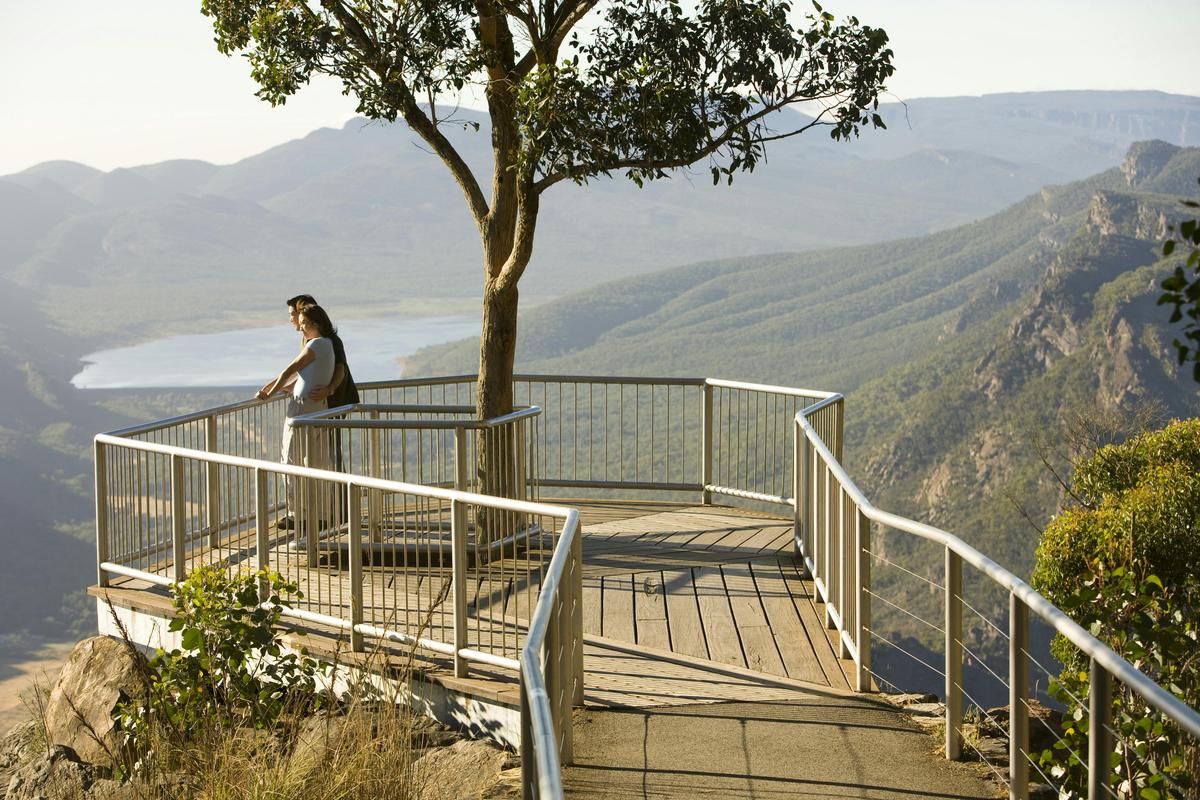 One Day Grampians National Park and Kangaroos