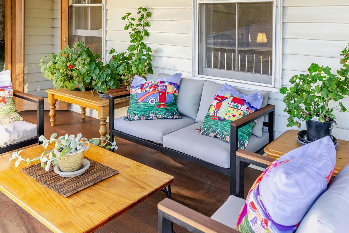 On the Braemar House verandah